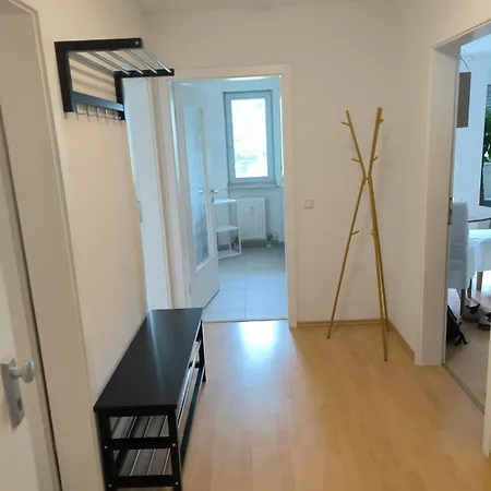 Ruhige 2 Zimmer Mit Balkon Unweit Vom Panometer Leipzig